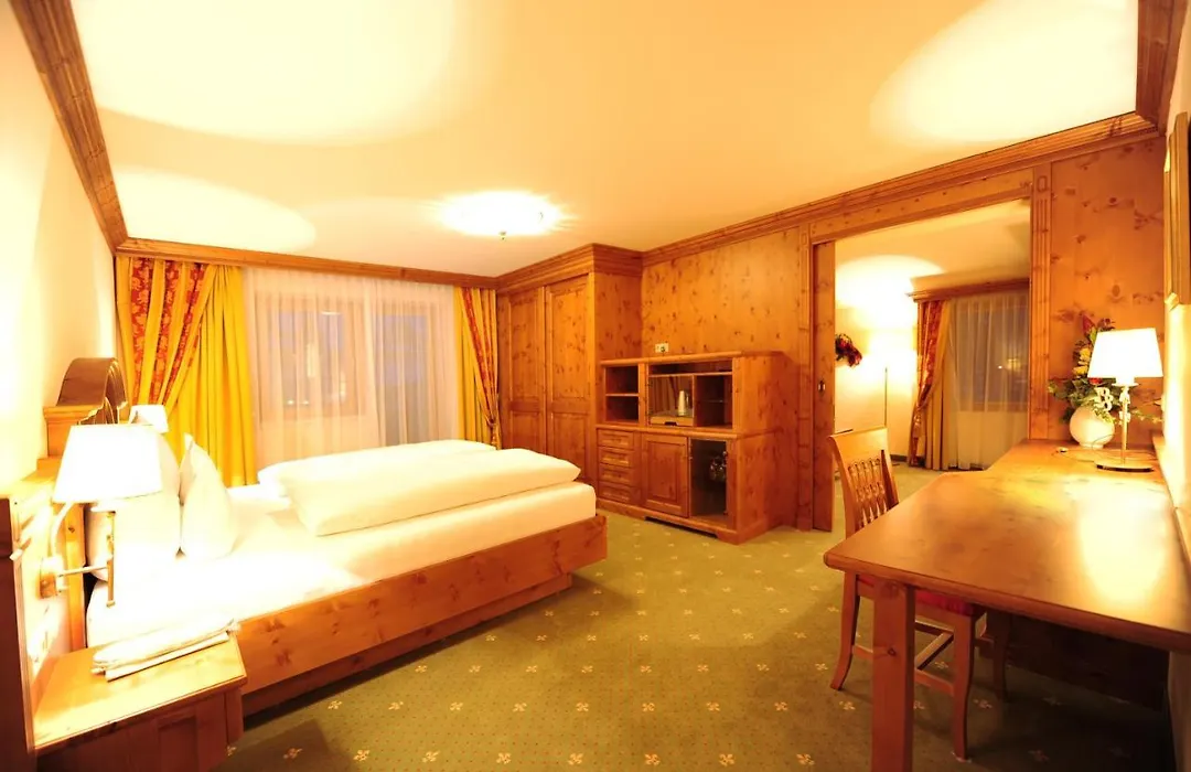 Hotel Max-1