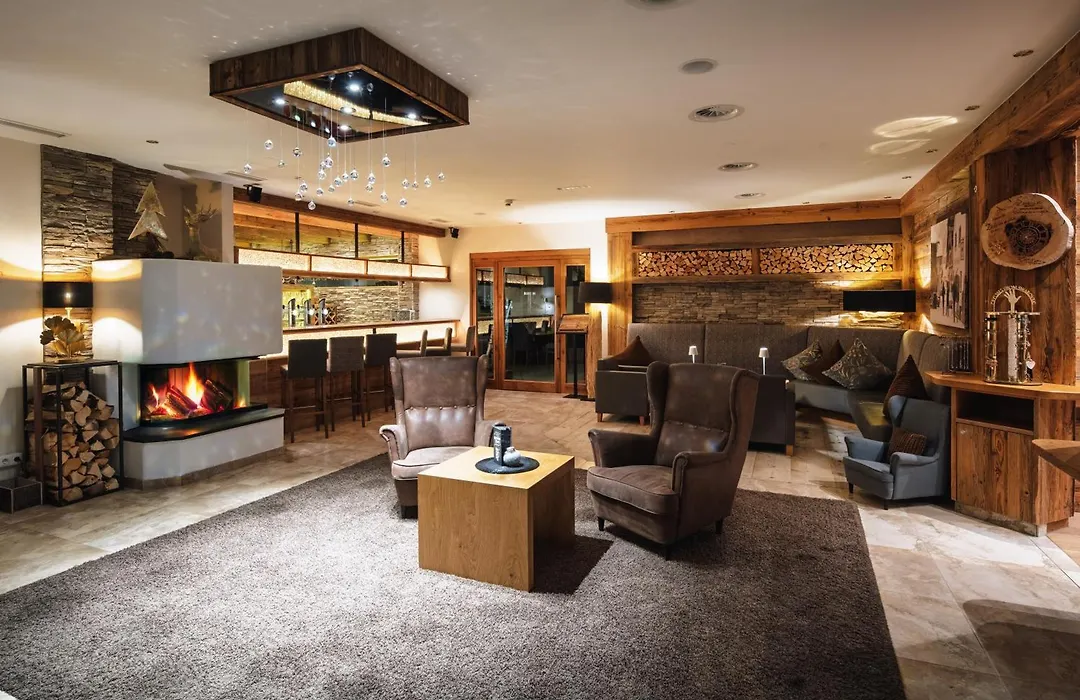 Hotel Garni Alpenjuwel-1