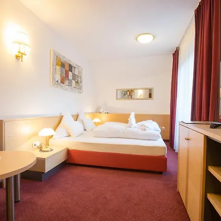Hotel Amadeus Micheluzzi-2